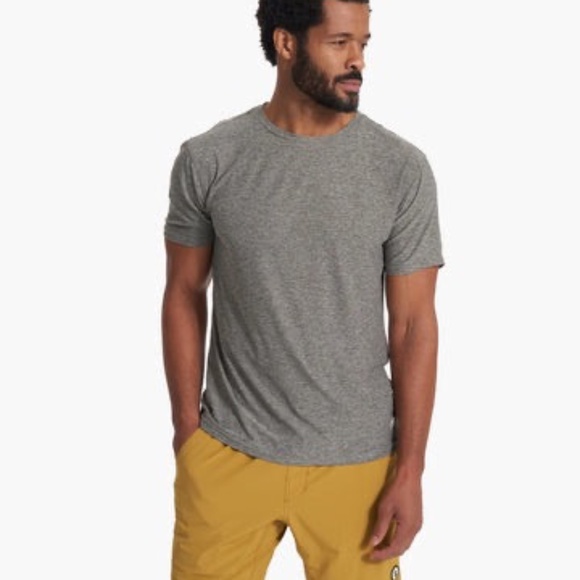 Vuori Men's Strato Tech Tee Shirt Gray M - Picture 7 of 7